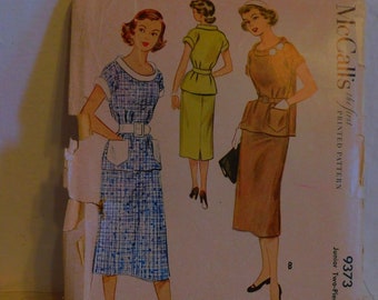 McCalls 9373 1950's Dress Pattern - Two Piece Dress Pattern - Shaped Neckline Dress Pattern Uncut Junior Size 15 Bust 33 - 1950's Day Dress