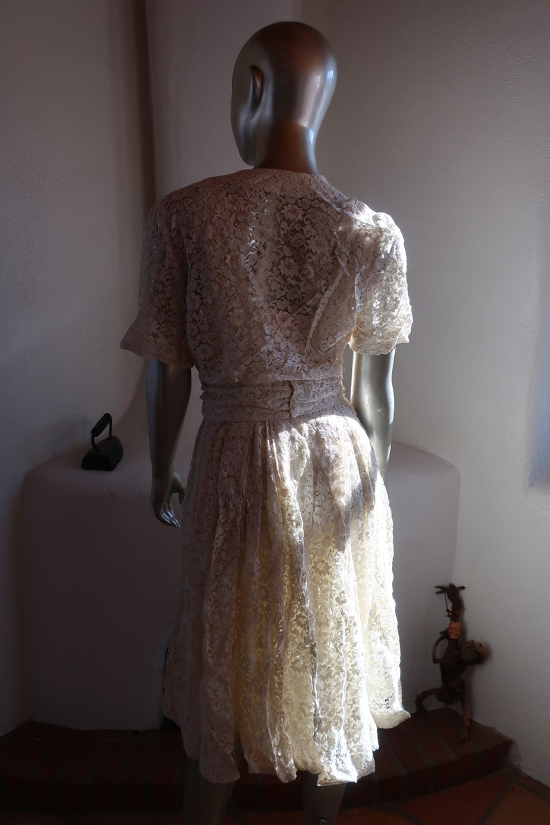 Vintage 1960's Lace Party Dress Romantic Ivory Lace Dress Custom Sleeveless Ecru Lace Dress & Short Sleeved lace Jacket 1960's Bridal image 7