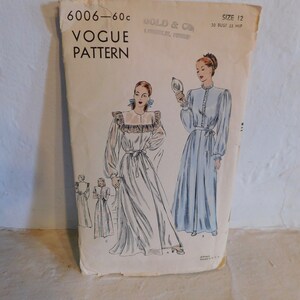 Vogue 6006 Vintage 1950's Nightgown Pattern 1950's Negligee Pattern Full Length Nightgown Pattern Size 12 Bust 30 image 3