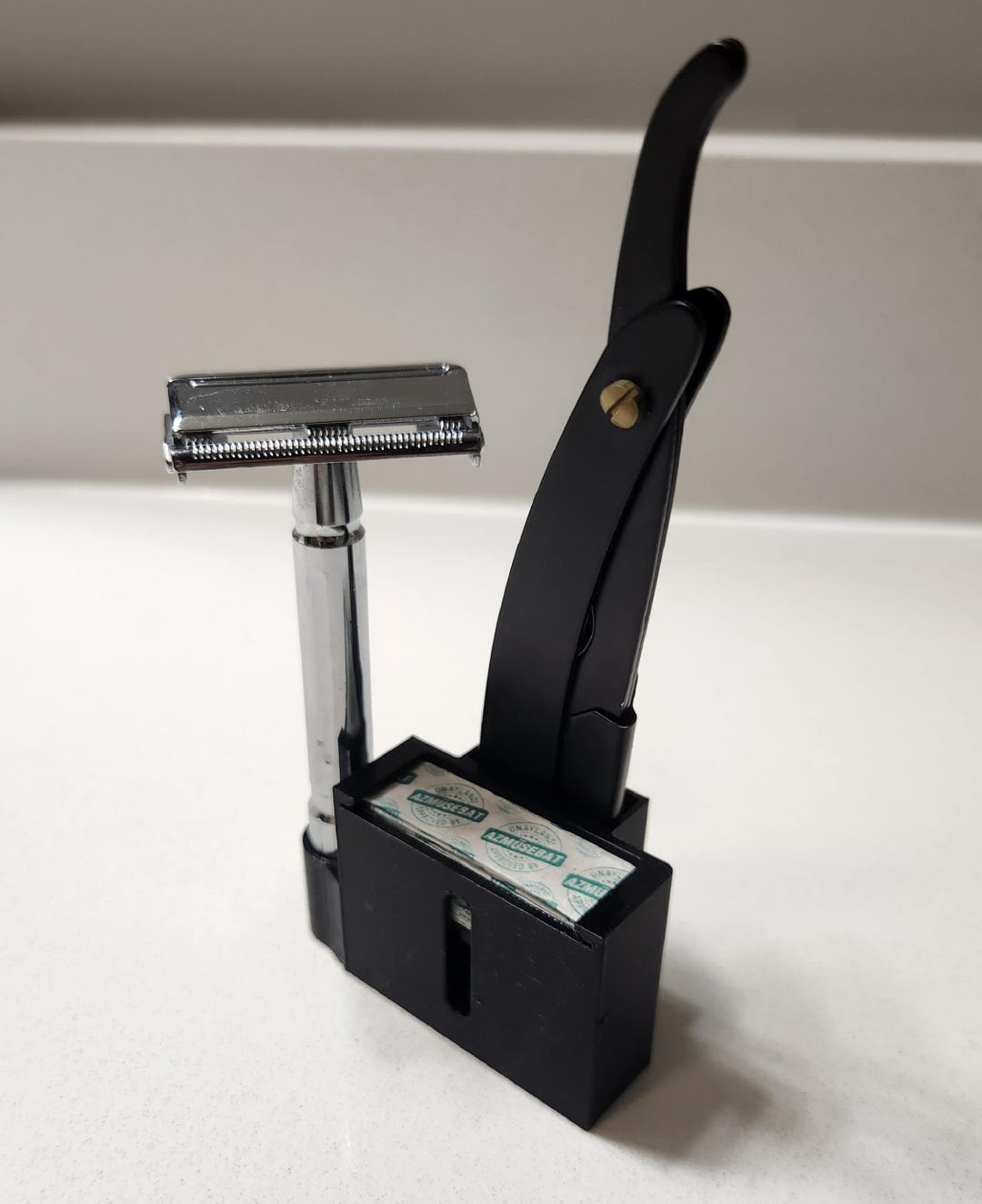 Safety/straight Razor Stand & Auto Blade Dispenser - Etsy