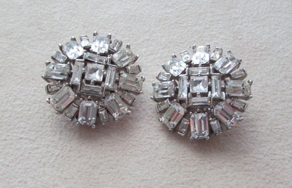Crown Trifari clip earrings .