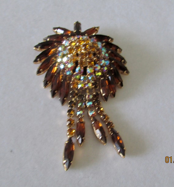 Brooch set with topaz colour and AB rhinestones. - image 2