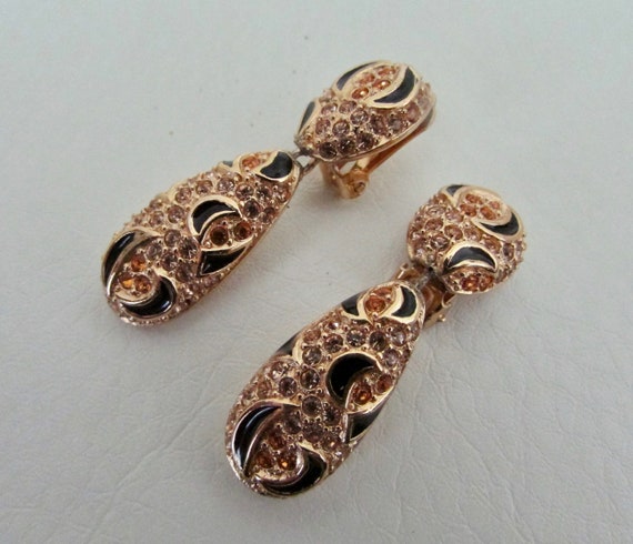 Dangling drop clip on earrings, signed Crh. Dior.