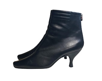 BALLY Vintage “Savannah” Black Size 8.5 Leather Ankle Boots - Early 2000s