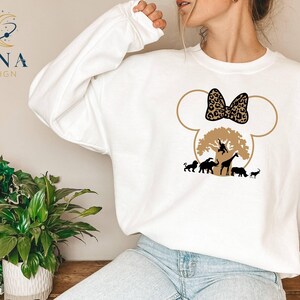 Sudadera Disney, Sudadera Safari, Vacaciones Familiares, Camiseta de Minnie Mouse, Camisetas del Reino Animal, Camiseta de Mickey Mouse, Camiseta con Estampado de Leopardo imagen 2