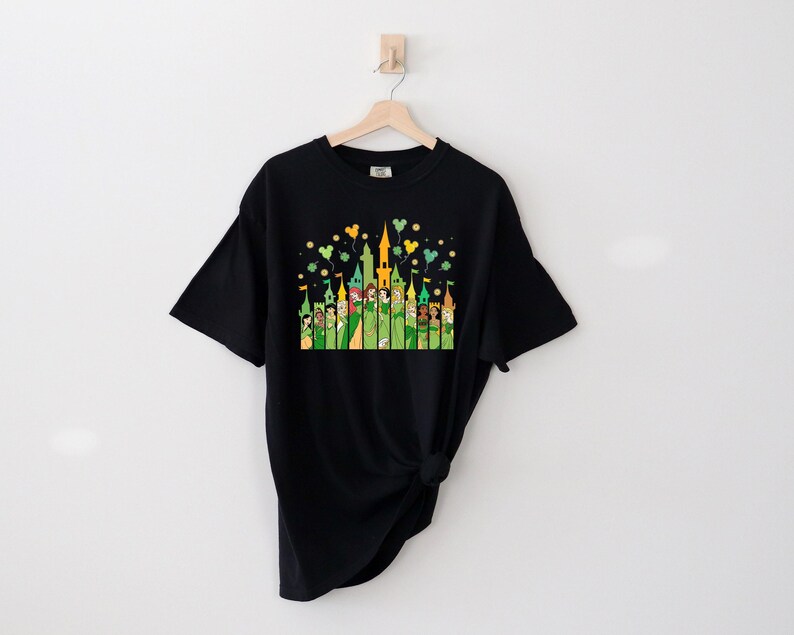 Comfort Color Shirt, St Paddy's Princess Shirt, Cinderella Tee, Elsa Shirt, Rapunzel Tee, Pocahontas Shirt, Ariel Tee, Disney Princess Shirt imagem 8