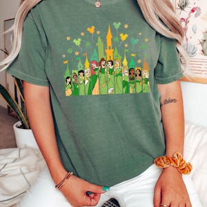Comfort Color Shirt, St Paddy's Princess Shirt, Cinderella Tee, Elsa Shirt, Rapunzel Tee, Pocahontas Shirt, Ariel Tee, Disney Princess Shirt imagem 10