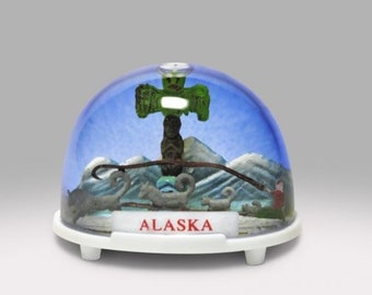 Vintage Souvenir of Alaska Dog Sled Snow Globe Snowdome