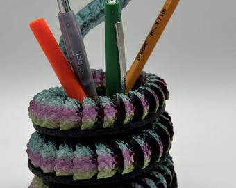 Portalápices articulado con forma de cobra / Organizador de escritorio con forma de serpiente impresa en 3D / Decoración para guardar bolígrafos deslizantes