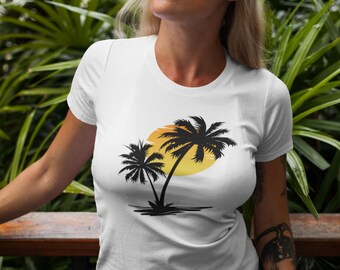 Sunset Palms Graphic Tee: Relaxing Beach Vacation Shirt
