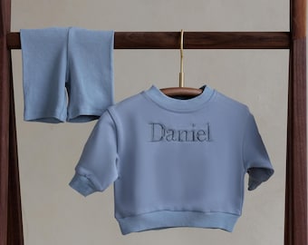 Completo felpa e pantaloncini con nome: abbigliamento coordinato personalizzato con ricamo, regalo di compleanno