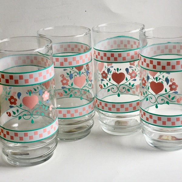 Drink Glasses Four Water Tea Checked and Floral Design with Hearts Pastel Drink Glass