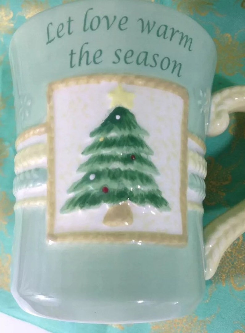CHRISTMAS CUP Christmas Holiday Casa Bella Coffee Tea Mug Cup With Christmas Tree Cup