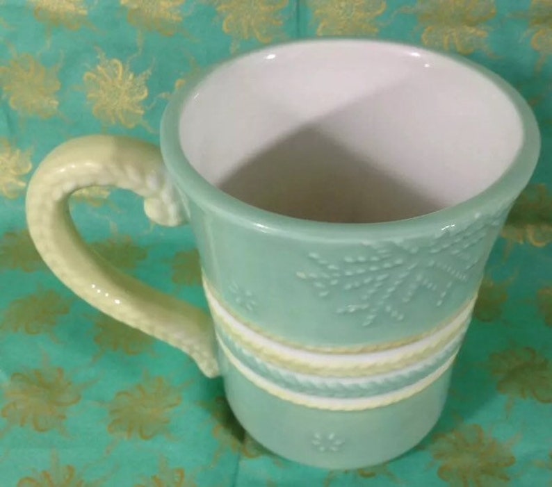 CHRISTMAS CUP Christmas Holiday Casa Bella Coffee Tea Mug Cup With Christmas Tree Cup