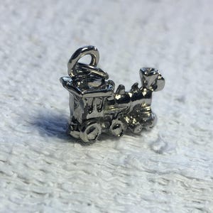 1683 Sterling Silver 925 Train Engine Charm Pendant Dangle Style 3D Train Charm