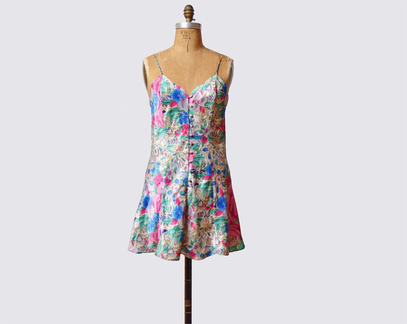 Vintage 90s Lingerie Nightgown Floral Slip Dress Mini Button Up Victoria/'s Secret 1990s Chemise Spaghetti Strap Satin Nightie Pink Medium