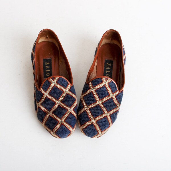 Size 9 Vintage 90s Needlepoint & Leather Loafers 40