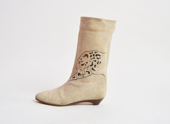 Vintage 80s Suede Leopard Cutout Pirate BOOTS / 19