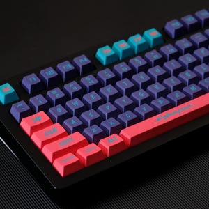 Cyberpunk 2077 Neon Pink Keycaps, 148 Keys PBT Cherry Profile, Vaporwave Aesthetic, Artisan Mechanical Keycaps