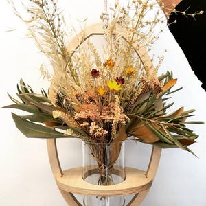 Lily Oval Planter