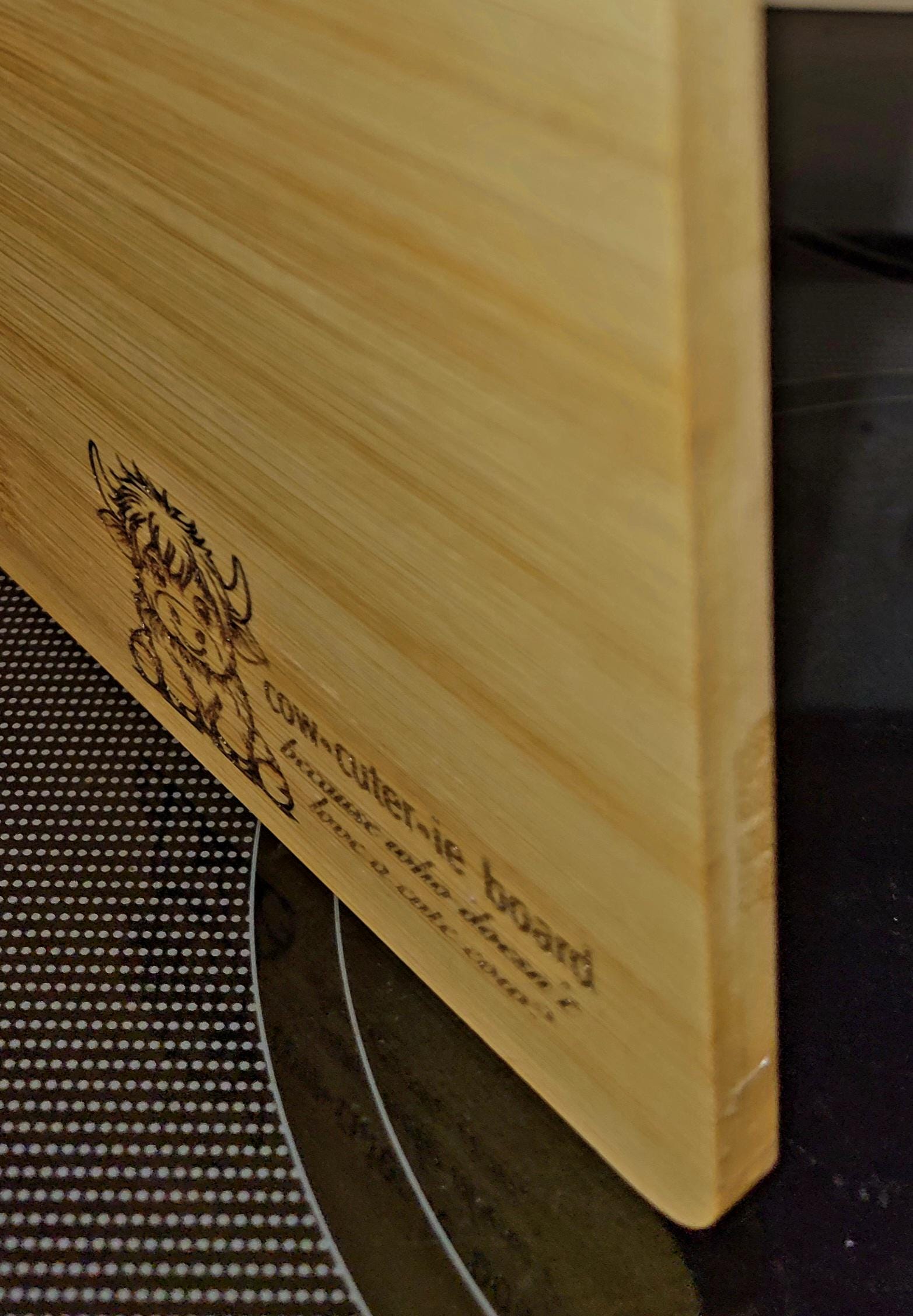Cow Cheese charcuterie cutting board - Thumbnail 2