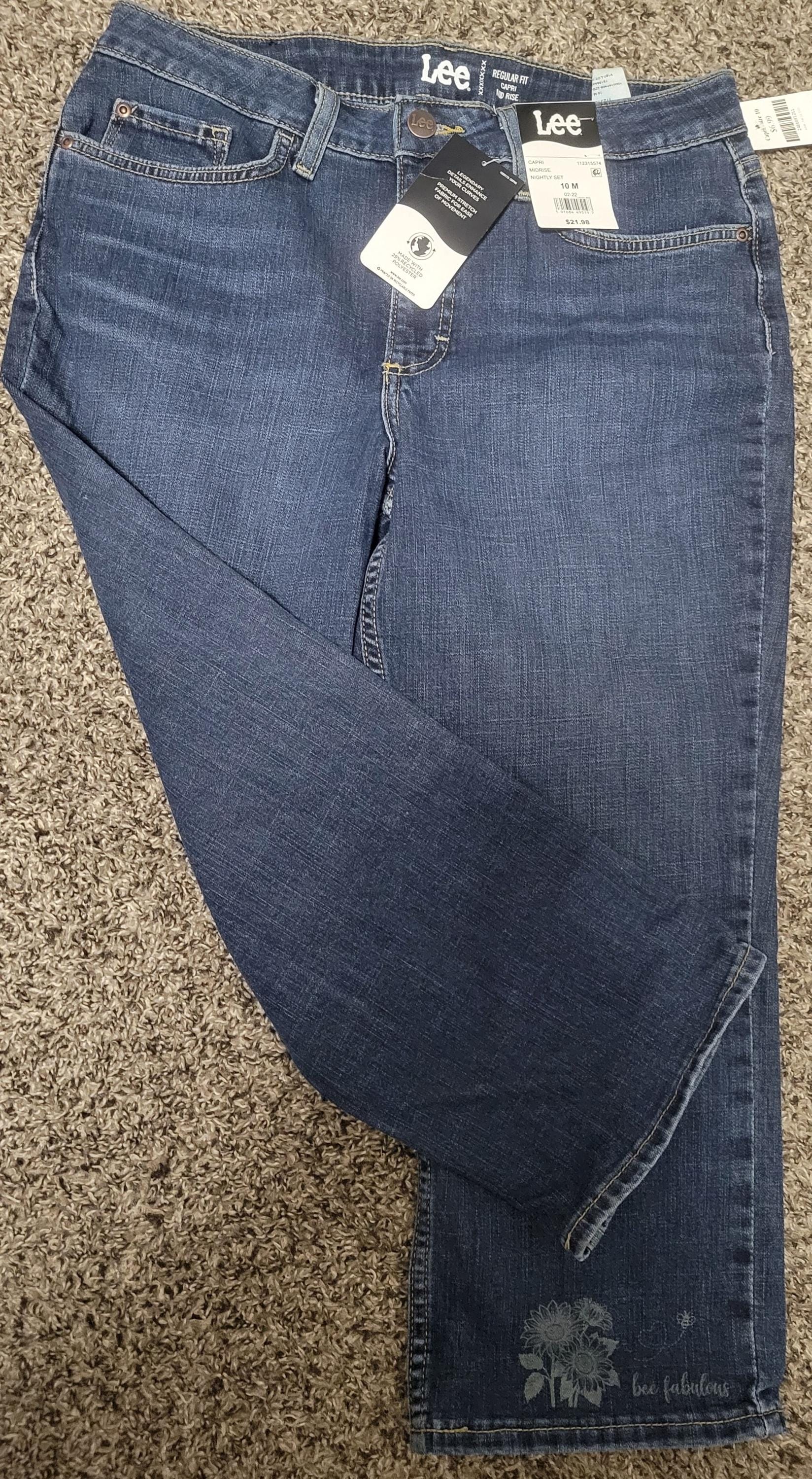 Laser Engraved Bee Sunflower Capri Pants - Thumbnail 4