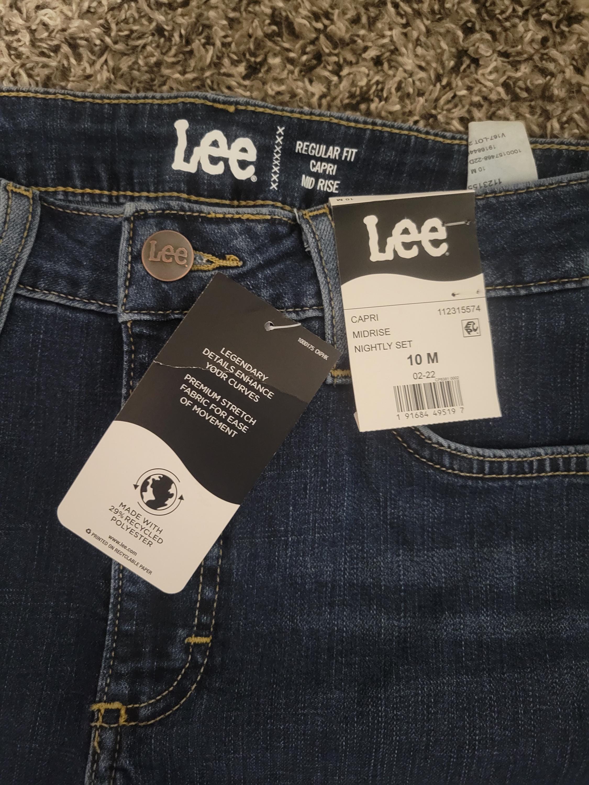 Laser Engraved Bee Sunflower Capri Pants - Thumbnail 5