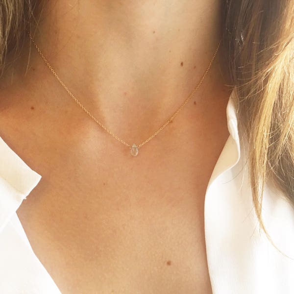 Collana minimalista, collana d'oro delicata, gioielli fatti a mano, collana di pietre portafortuna per donne, collana d'oro semplice