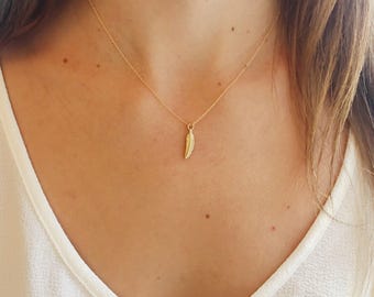 Feather Necklace - Gold Feather Necklace - 14k Gold Filled - Dainty Necklace - Layering Necklace - Minimal Necklace - Charm Necklace