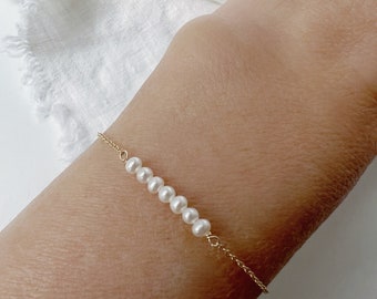 Dainty Pearl Bracelet, Beaded Pearl Bracelet, Bracelet for Women, June Birthstone Bracelet