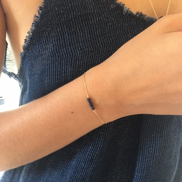 Natürliche Blauer Saphir Armband, Gold Saphir Schmuck, September Birthstone Armband, Zierliches Armband