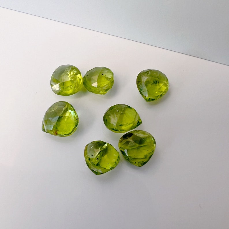 Dainty Peridot Necklace, Gold Peridot Necklace, August Birthstone Necklace, Minimalist Necklace image 3