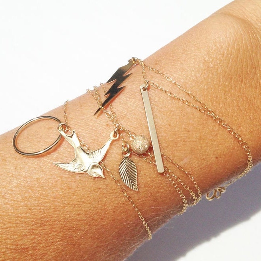 Dainty Charm Bracelet, 14k Gold Filled, Bird Charm Bracelet, Bar Bracelet, Circle Bracelet, Leaf