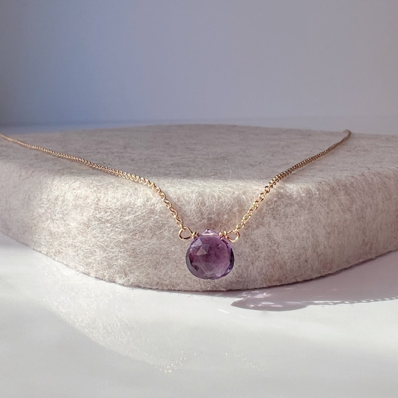 Amethyst Necklace, Dainty Amethyst Jewelry, Amethyst Crystal Necklace, February Birthstone Necklace, Dainty Necklace imagem 2