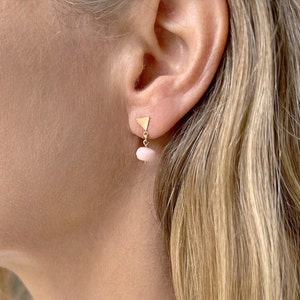 Opal Ohrstecker, Rosa Opal Ohrringe, Oktober Geburtsstein Ohrringe, Gold Ohrstecker für Frauen