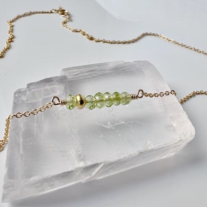 Dainty Peridot Necklace, Minimalist Peridot Jewelry, August Birthstone Necklace, Beaded Necklace with Gold Bead