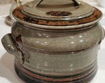 Stoneware Pottery Covered Casserole Bowl Hand Thrown Studio Art 6.5" Diameter 5" From Rim to Bottom