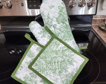 Pine Green on White Premier Prints Toile Oven Mitt and 2 Pot Holders