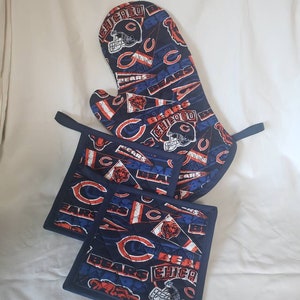 NFL Chicago Bears Tailgate Set, Oven Mitt and Pot Holders