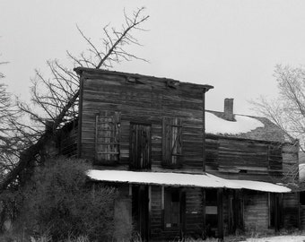 Old Store in  Dubois Idaho  Item 25-P