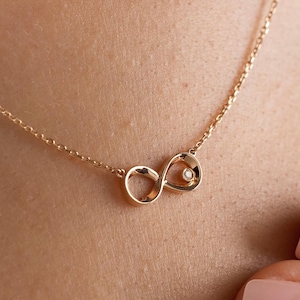 Collar infinito de diamantes en oro macizo de 14k, joyería minimalista de bucle infinito.