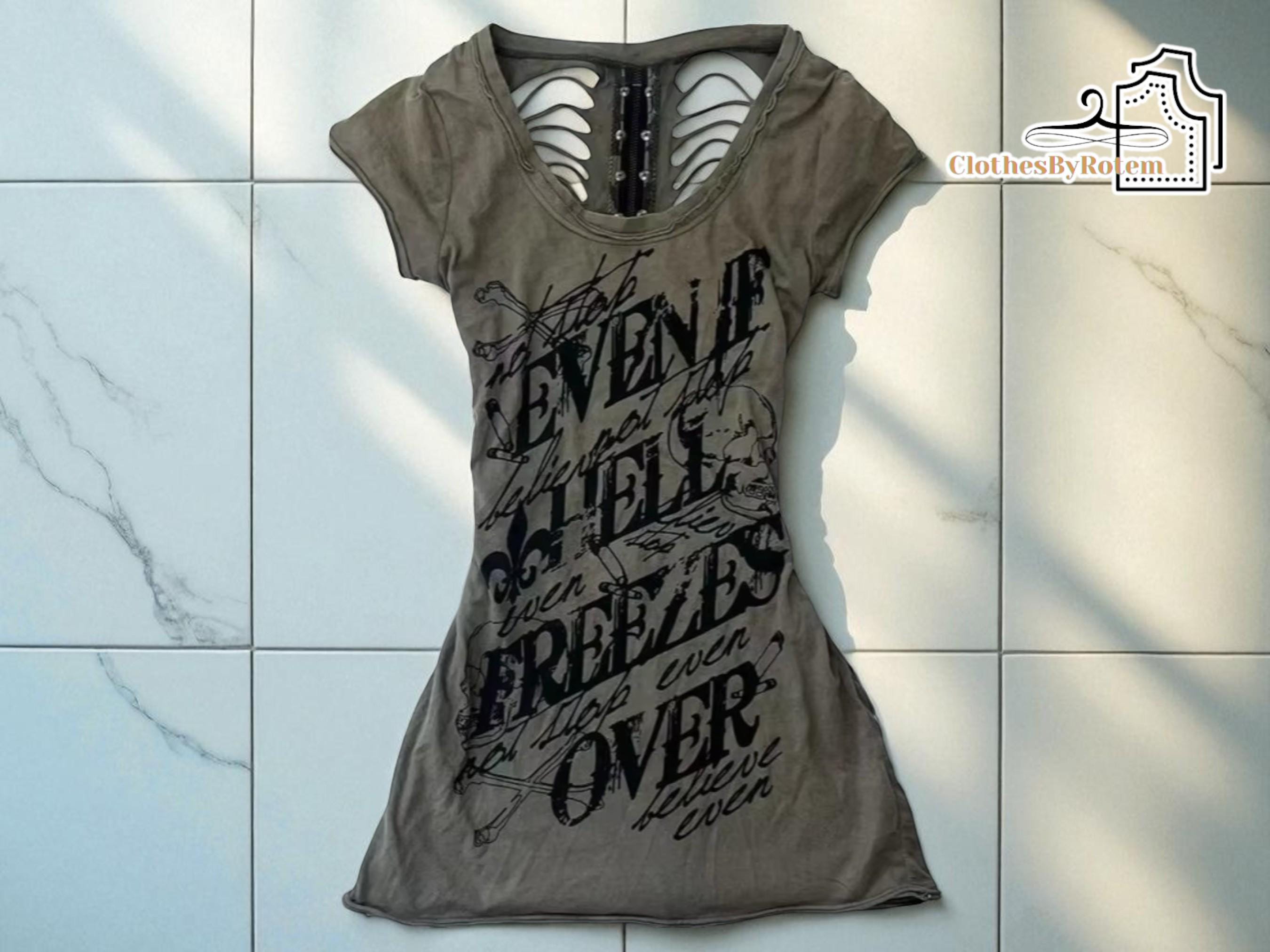 STRUNG OUT Twisted by Design Tシャツ XL Vintage Strung Out Twisted By Design Punk Rock Band T-shirts