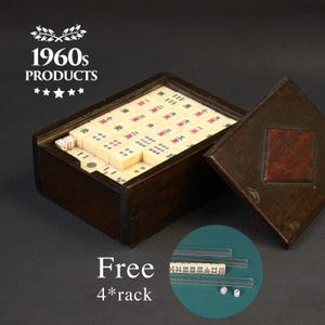 Kolekcja antyków, lata 60. XX wieku, zabytkowy zestaw do gry w mahjonga w stylu chińskim, ręcznie robiony mahjong, płytki 136, z przewodnikiem, pudełko z litego drewna, wyprodukowane w Hongkongu