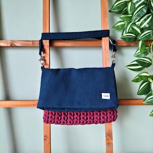Gehäkelte kleine Tasche, rot blau weinrot Marine, Mini Tasche, Geldbörse für Damen, Teenager, Mama, Geschenkidee, Marine Militär Stil, handgemachtes Accessoire