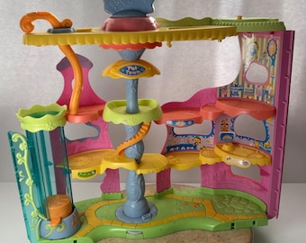 Littlest Pet Shop Round N Round Pet Town Playset Toy Incomplete