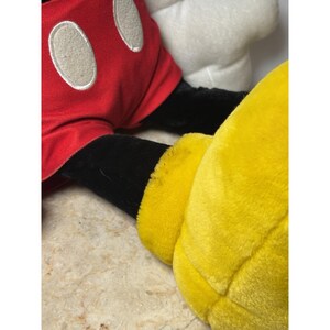 Disney Store Mickey Mouse Plush Stuffed Animal 22"Clean immagine 6