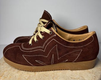 Vintage Kickerinos Leather Shoes size 6 Women's VTG Brown