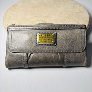 Carteira dobrável Fossil Long Live Vintage 1954 de couro cinza para mulheres