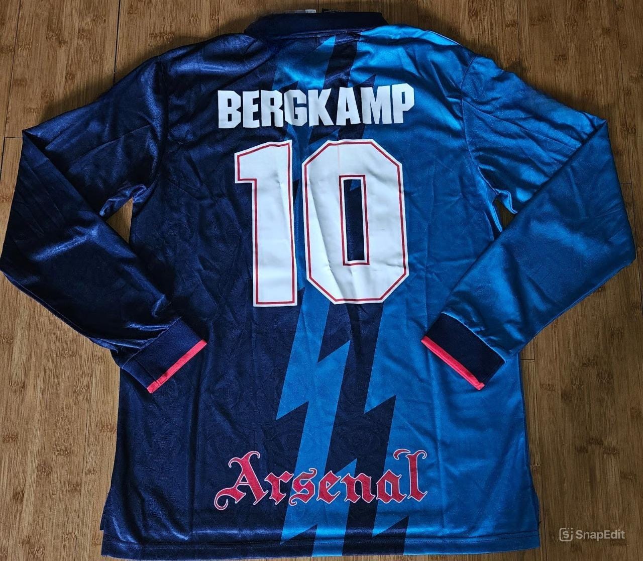 ♢﻿新品♢﻿アーセナル Nike シャツ 赤白 O2 2025年最新】arsen o2の人気アイテム - メルカリ