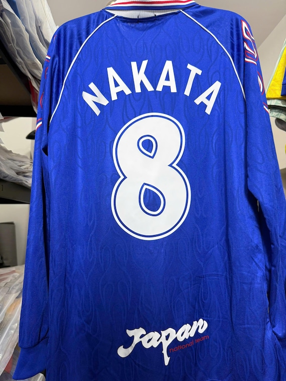 Vintage Nakata Japan #8 Football Jersey – 1998/99 Long Sleeve